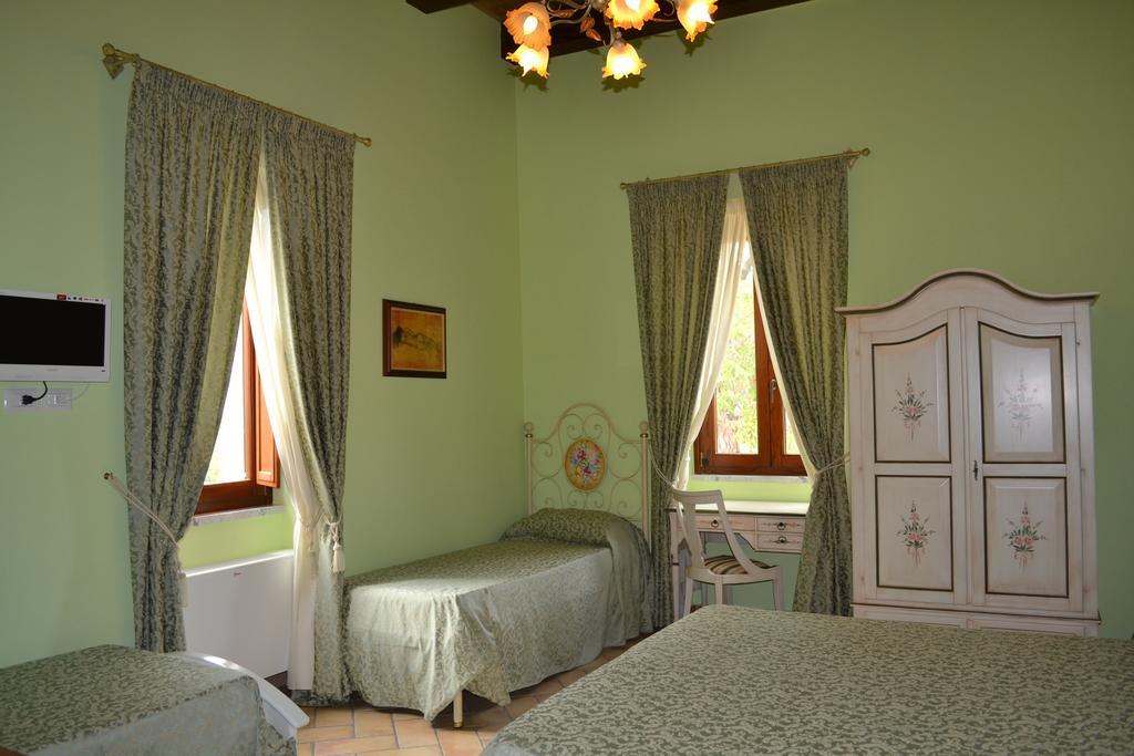 Agriturismo La Palazza 萨拉孔西利纳 外观 照片