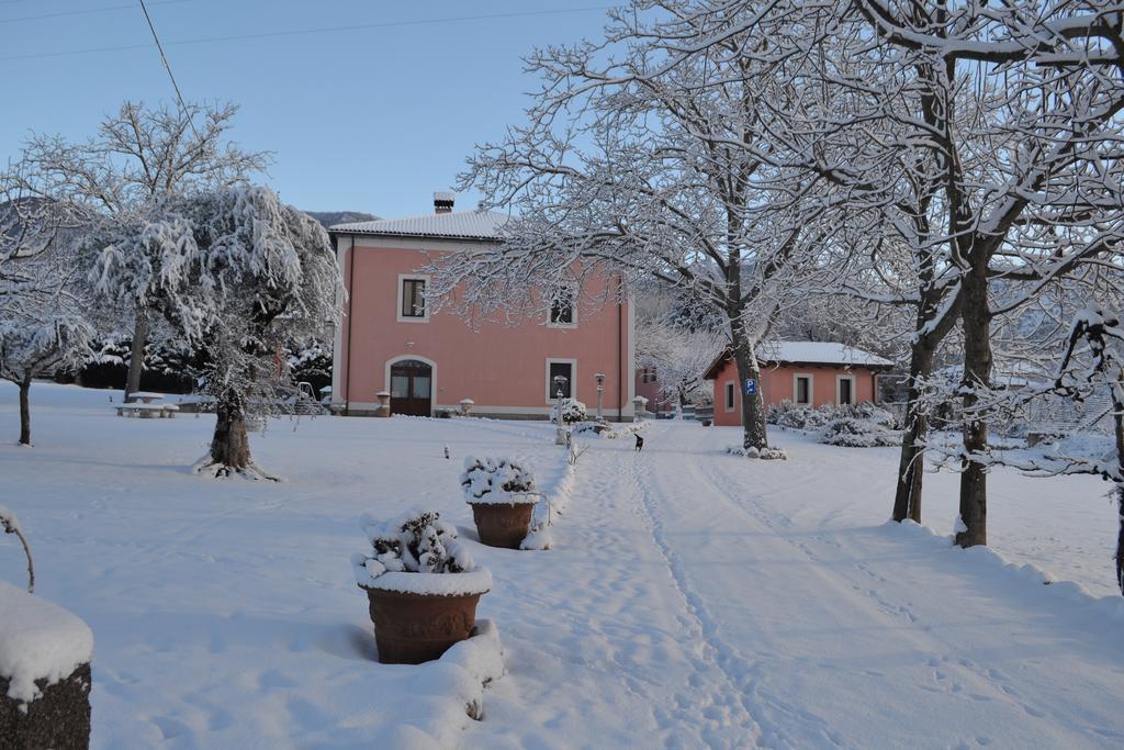 Agriturismo La Palazza 萨拉孔西利纳 外观 照片